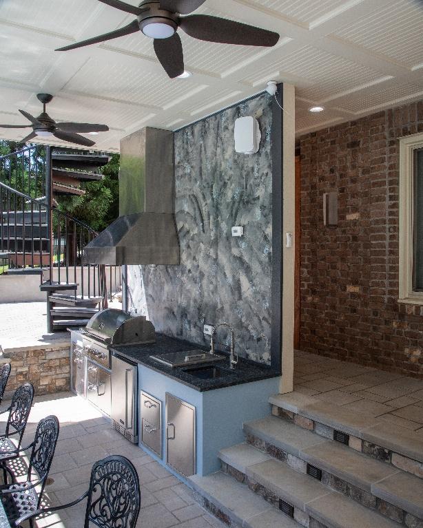 creating-functional-and-stylish-outdoor-living-spaces (3) blue ribbon residential construction